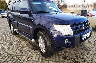 Позашляховик / Кросовер Mitsubishi Pajero Wagon 2010 в 