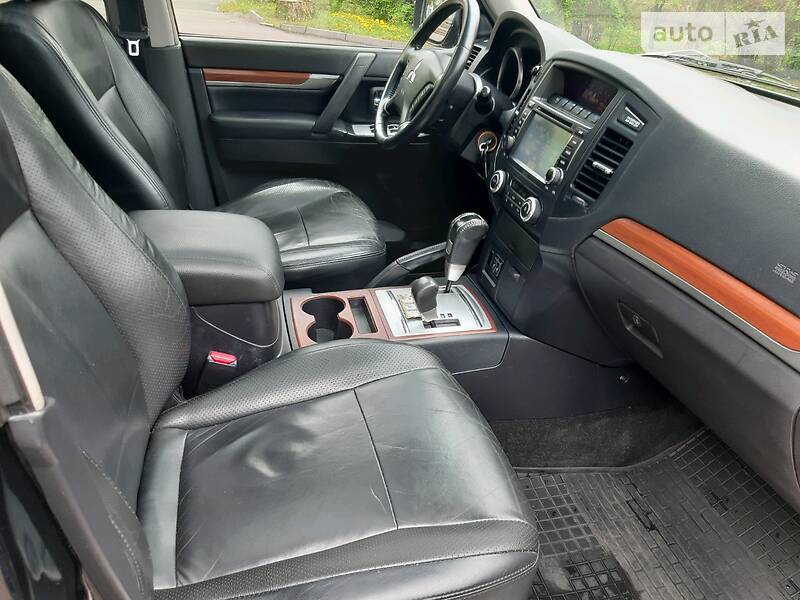 Позашляховик / Кросовер Mitsubishi Pajero Wagon 2008 в Житомирі