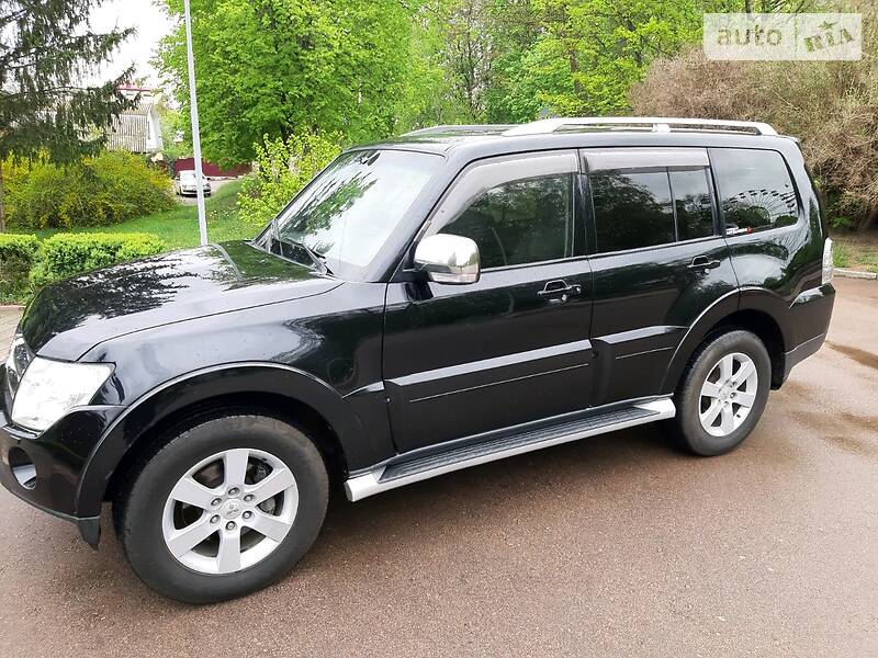 Позашляховик / Кросовер Mitsubishi Pajero Wagon 2008 в Житомирі