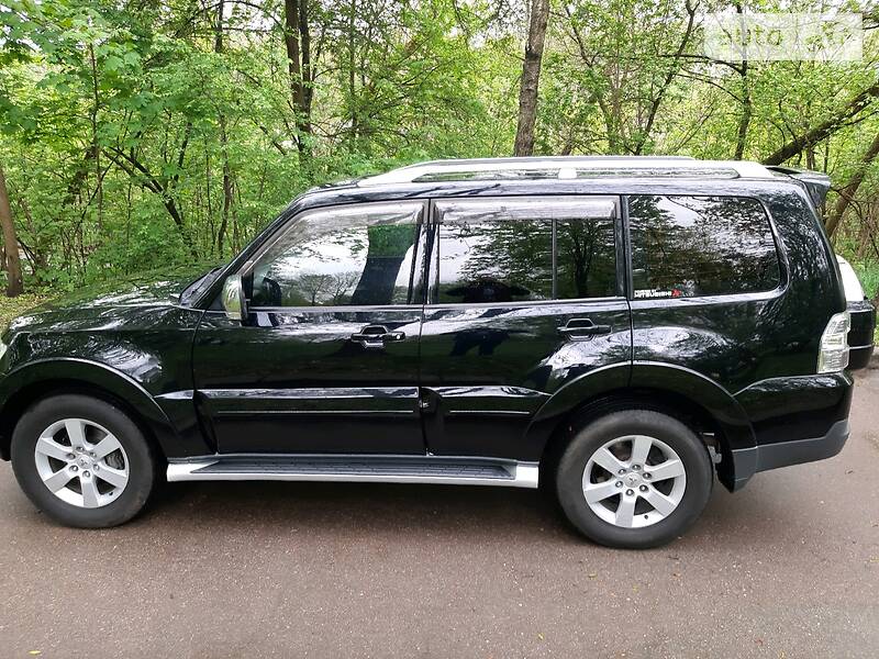 Позашляховик / Кросовер Mitsubishi Pajero Wagon 2008 в Житомирі