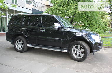 Внедорожник / Кроссовер Mitsubishi Pajero Wagon 2007 в Киеве