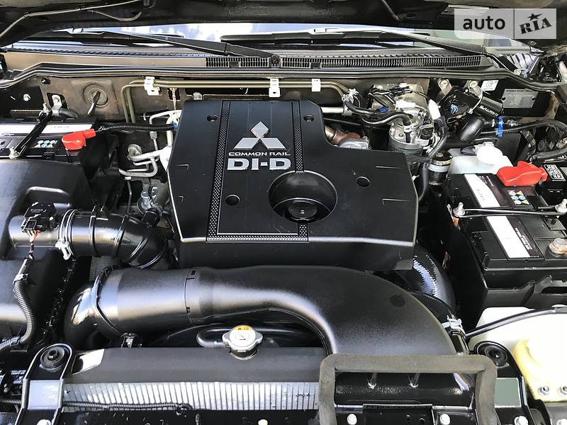 Універсал Mitsubishi Pajero Wagon 2015 в Вінниці фото 26 Універсал Mitsubishi Pajero Wagon 2015 в Вінниці