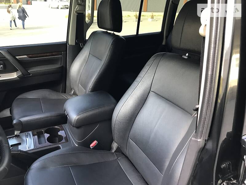 Універсал Mitsubishi Pajero Wagon 2015 в Вінниці фото 37 Універсал Mitsubishi Pajero Wagon 2015 в Вінниці