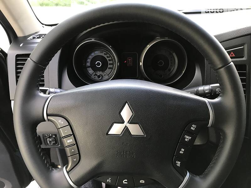 Універсал Mitsubishi Pajero Wagon 2015 в Вінниці фото 64 Універсал Mitsubishi Pajero Wagon 2015 в Вінниці