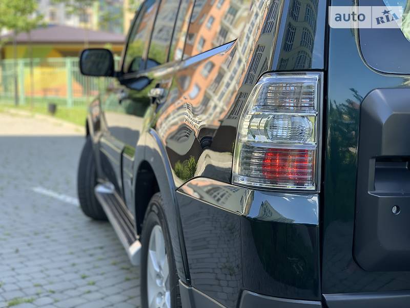 Позашляховик / Кросовер Mitsubishi Pajero Wagon 2008 в Івано-Франківську