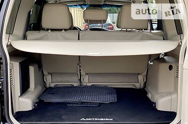 Позашляховик / Кросовер Mitsubishi Pajero Wagon 2015 в 