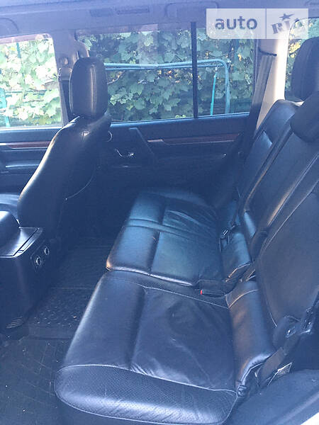 Позашляховик / Кросовер Mitsubishi Pajero Wagon 2007 в Хорошеві