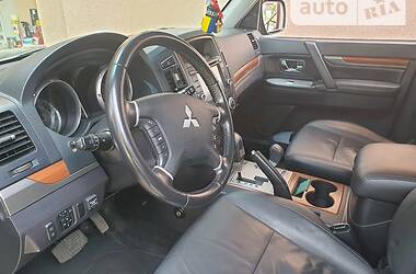 Внедорожник / Кроссовер Mitsubishi Pajero Wagon 2007 в Межгорье