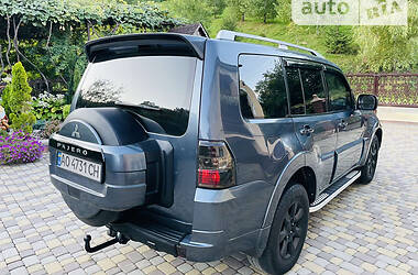 Внедорожник / Кроссовер Mitsubishi Pajero Wagon 2010 в Иршаве