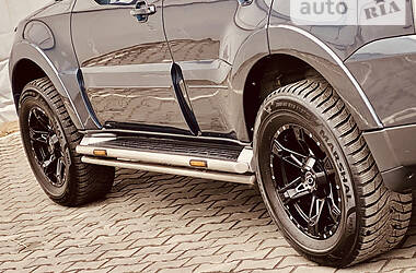 Позашляховик / Кросовер Mitsubishi Pajero Wagon 2008 в 