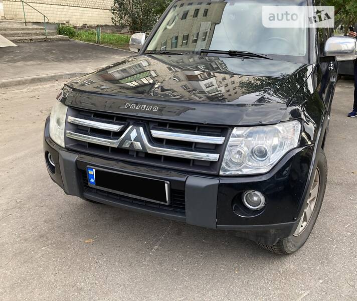 Внедорожник / Кроссовер Mitsubishi Pajero Wagon 2008 в Киеве