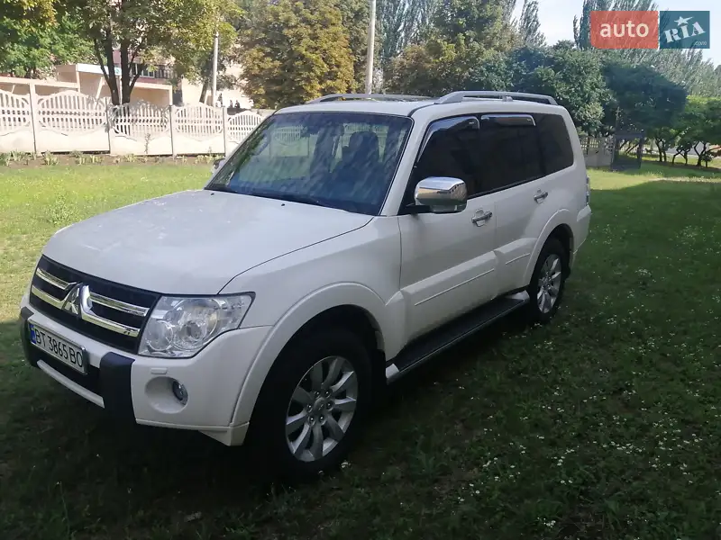 Mitsubishi Pajero Wagon