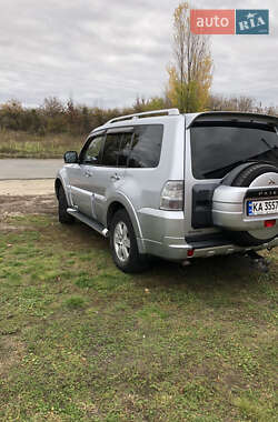 Внедорожник / Кроссовер Mitsubishi Pajero Wagon 2011 в Киеве