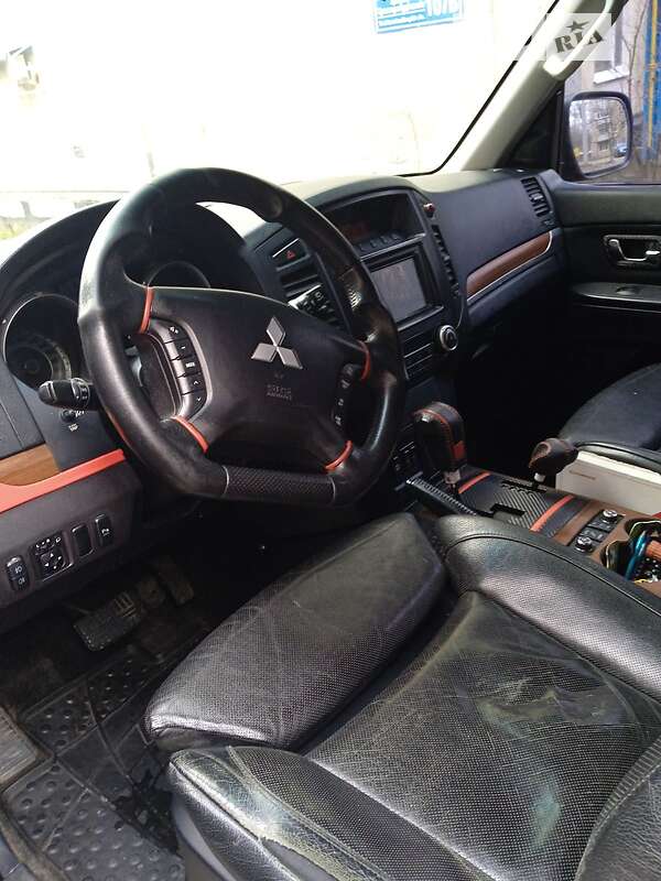 Позашляховик / Кросовер Mitsubishi Pajero Wagon 2007 в Харкові
