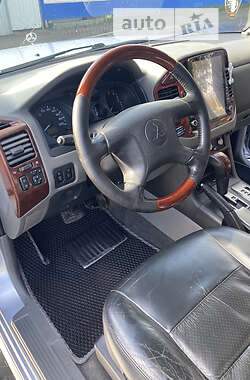 Внедорожник / Кроссовер Mitsubishi Pajero Wagon 2006 в 