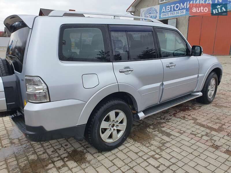 Позашляховик / Кросовер Mitsubishi Pajero Wagon 2008 в Коломиї
