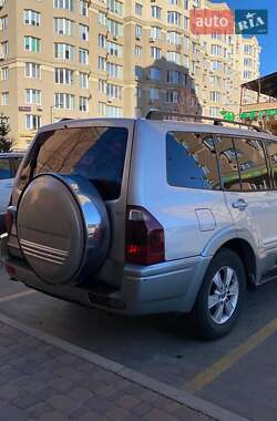 Внедорожник / Кроссовер Mitsubishi Pajero Wagon 2003 в 