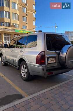 Внедорожник / Кроссовер Mitsubishi Pajero Wagon 2003 в 