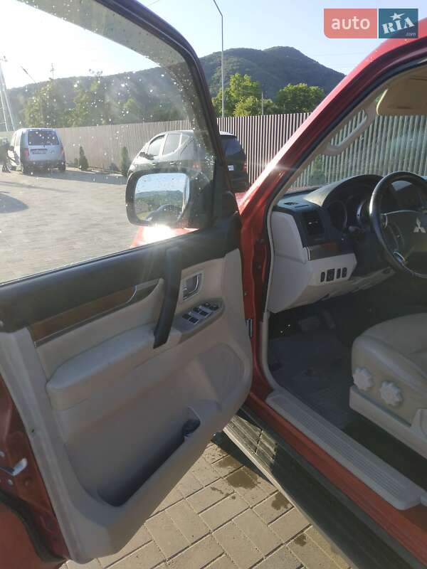 Внедорожник / Кроссовер Mitsubishi Pajero Wagon 2007 в Иршаве