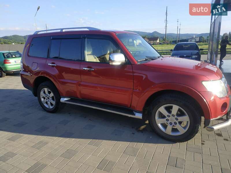 Внедорожник / Кроссовер Mitsubishi Pajero Wagon 2007 в Иршаве