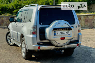 Внедорожник / Кроссовер Mitsubishi Pajero Wagon 2007 в 