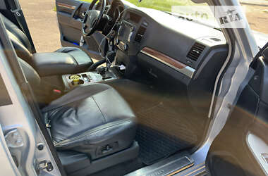 Внедорожник / Кроссовер Mitsubishi Pajero Wagon 2007 в 