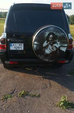 Внедорожник / Кроссовер Mitsubishi Pajero Wagon 2006 в 