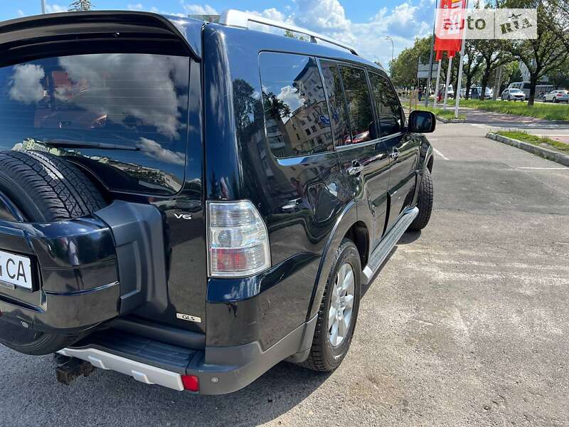 Внедорожник / Кроссовер Mitsubishi Pajero Wagon 2007 в Ивано-Франковске