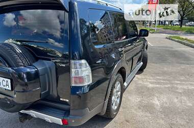 Внедорожник / Кроссовер Mitsubishi Pajero Wagon 2007 в 