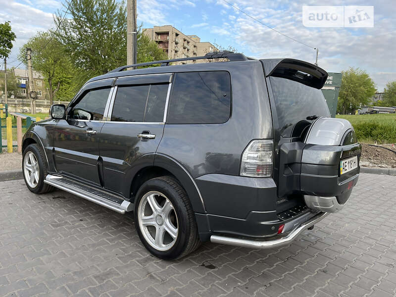 Позашляховик / Кросовер Mitsubishi Pajero Wagon 2013 в Дніпрі