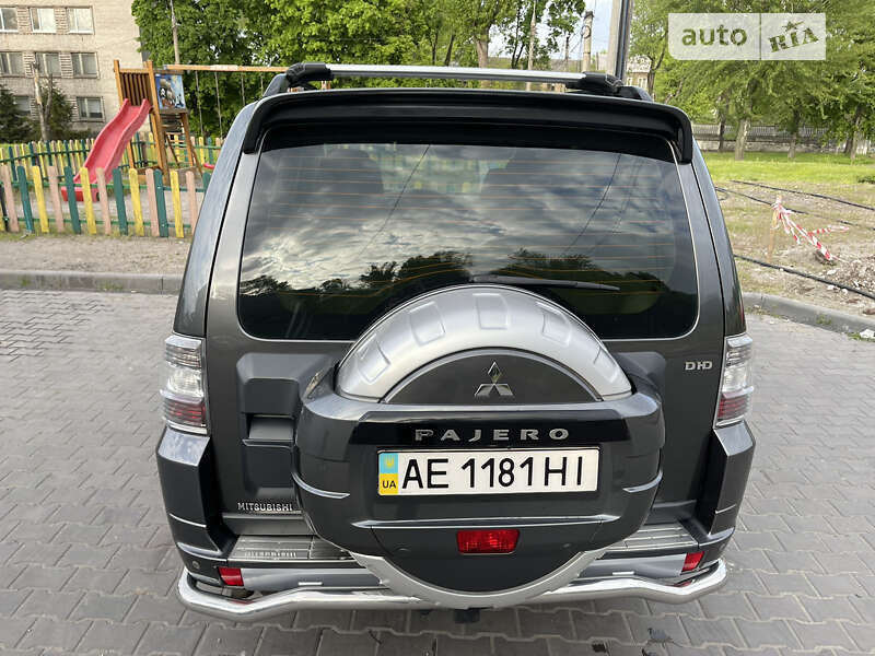Позашляховик / Кросовер Mitsubishi Pajero Wagon 2013 в Дніпрі