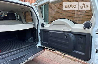 Внедорожник / Кроссовер Mitsubishi Pajero Wagon 2013 в 