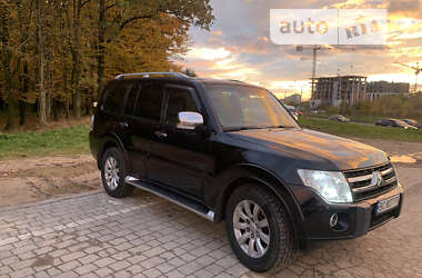 Позашляховик / Кросовер Mitsubishi Pajero Wagon 2010 в Львові