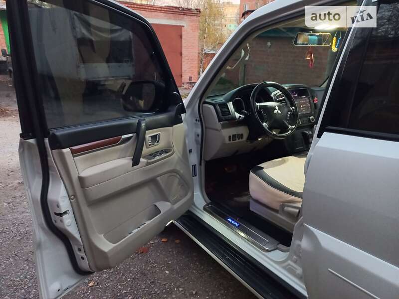 Внедорожник / Кроссовер Mitsubishi Pajero Wagon 2007 в Полтаве