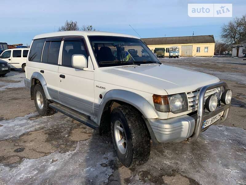 Внедорожник / Кроссовер Mitsubishi Pajero Wagon 1993 в Гадяче