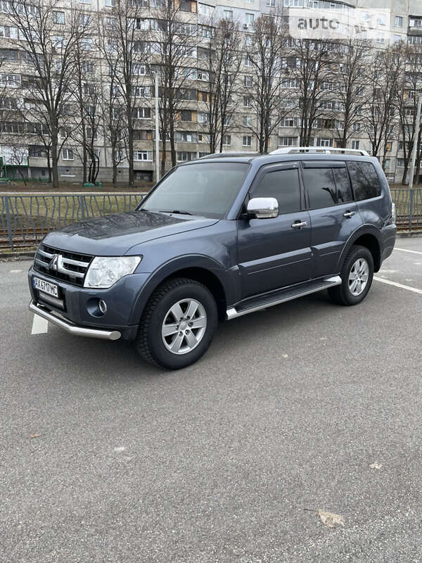 Внедорожник / Кроссовер Mitsubishi Pajero Wagon 2008 в Харькове