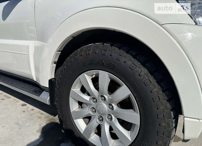 Внедорожник / Кроссовер Mitsubishi Pajero Wagon 2011 в Измаиле