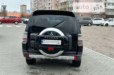 Позашляховик / Кросовер Mitsubishi Pajero Wagon 2007 в Києві