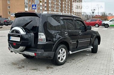 Внедорожник / Кроссовер Mitsubishi Pajero Wagon 2007 в Киеве
