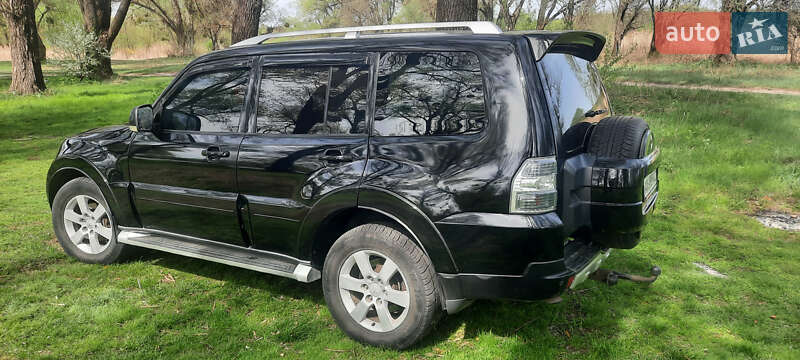 Внедорожник / Кроссовер Mitsubishi Pajero Wagon 2008 в Харькове