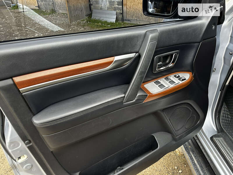 Внедорожник / Кроссовер Mitsubishi Pajero Wagon 2007 в Верховине