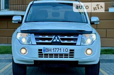 Внедорожник / Кроссовер Mitsubishi Pajero Wagon 2013 в Одессе