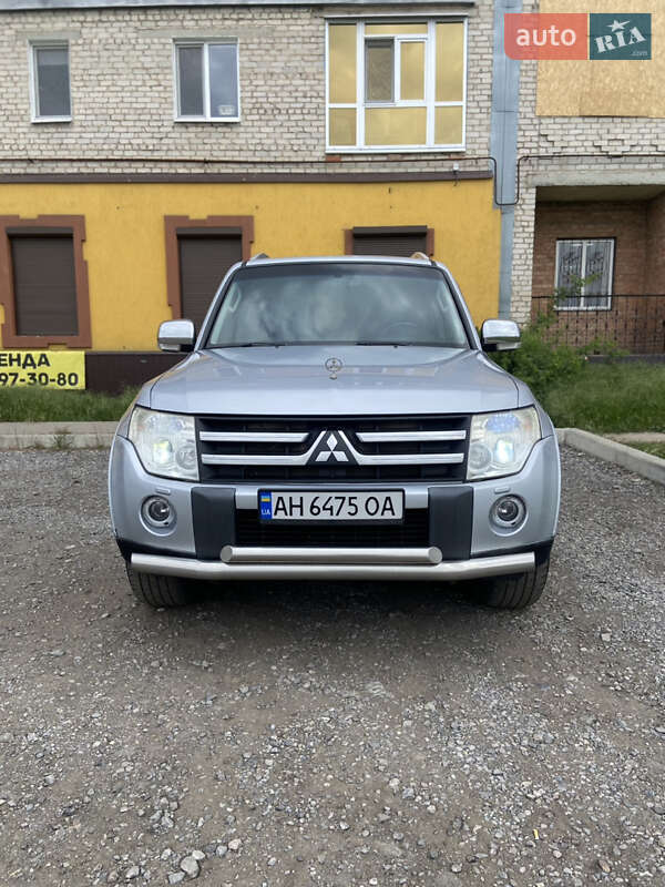 Внедорожник / Кроссовер Mitsubishi Pajero Wagon 2008 в Вишневом