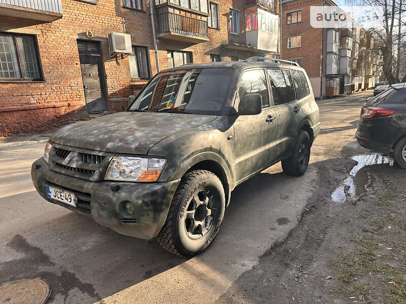 Внедорожник / Кроссовер Mitsubishi Pajero Wagon 2004 в Ужгороде