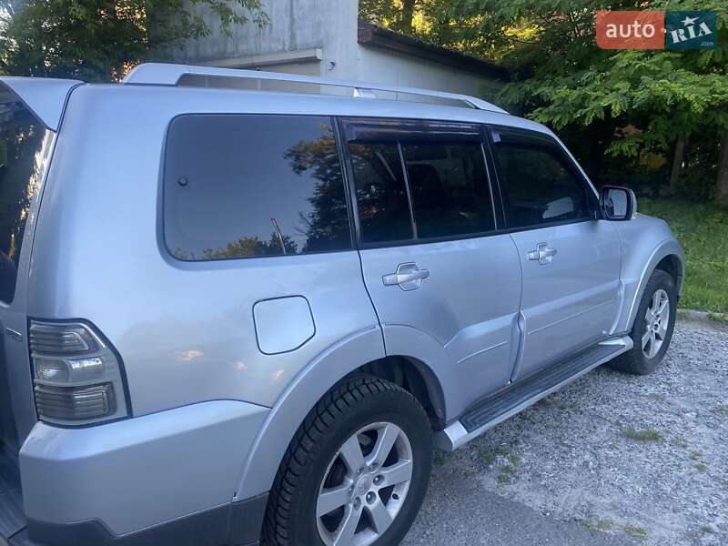Внедорожник / Кроссовер Mitsubishi Pajero Wagon 2007 в Львове