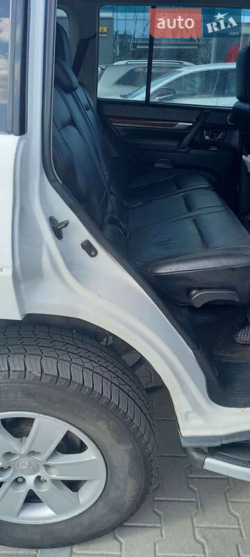 Внедорожник / Кроссовер Mitsubishi Pajero Wagon 2008 в Киеве