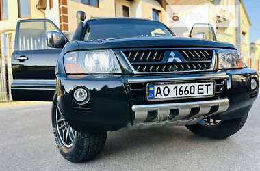 Внедорожник / Кроссовер Mitsubishi Pajero Wagon 2006 в Нижней Апше