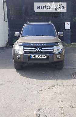 Внедорожник / Кроссовер Mitsubishi Pajero Wagon 2010 в Николаеве