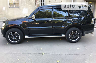 Позашляховик / Кросовер Mitsubishi Pajero Wagon 2007 в Харкові