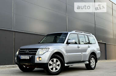 Позашляховик / Кросовер Mitsubishi Pajero Wagon 2007 в Києві